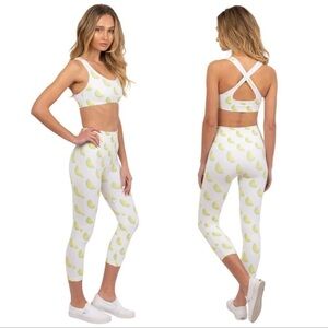 NEW Morgan Stewart Sport Womens Lemon Wheel Sports Bra Revolve White Size XS NWT